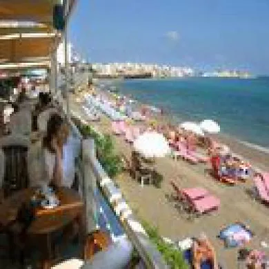 Otel Flisvos Beach (adults Only)