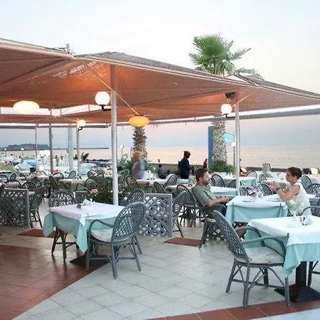 Flisvos Beach (adults Only) Отель